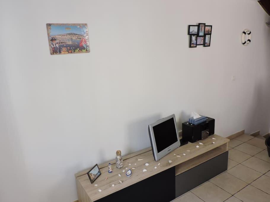 Maison Quartier Pointe-Courte A Sete Luaran gambar